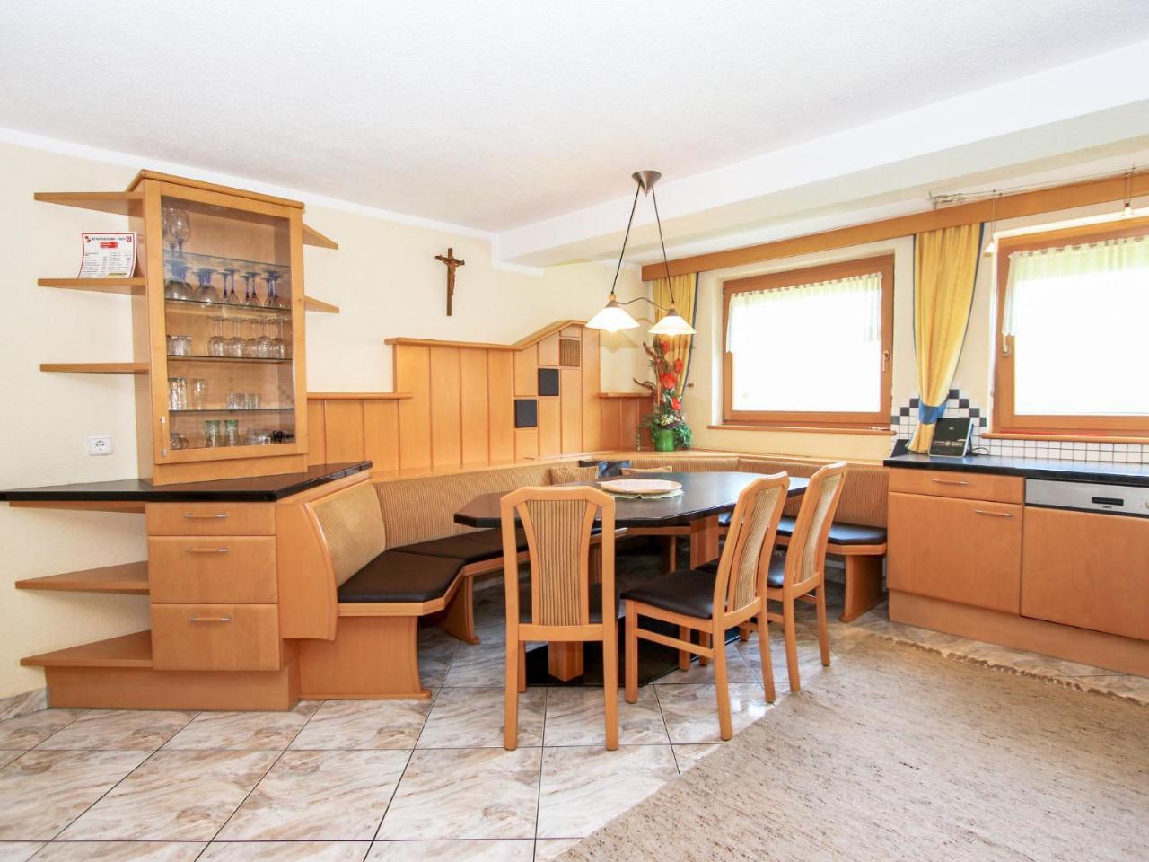 Apartment Christian By Interhome Fügen Εξωτερικό φωτογραφία